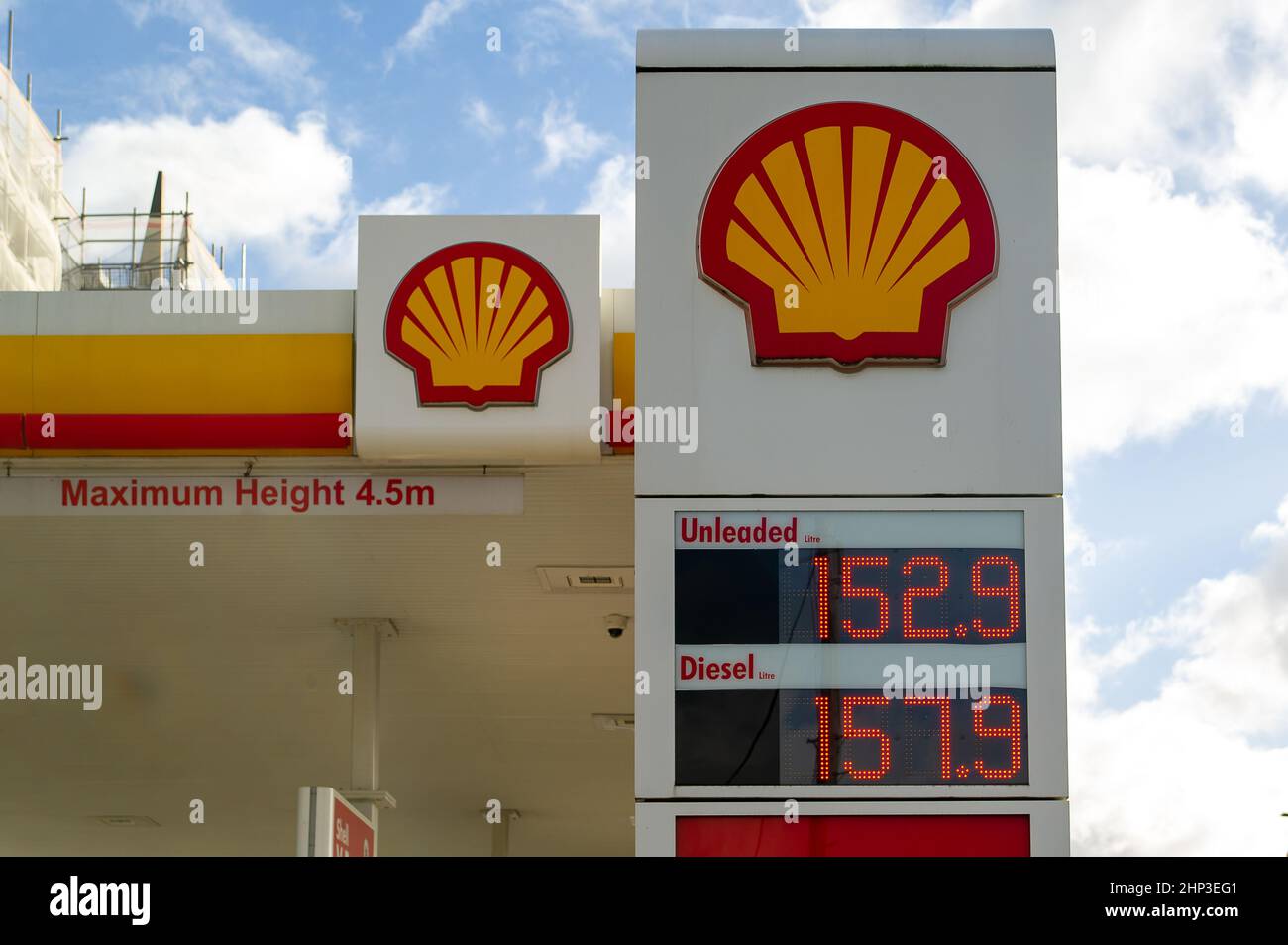 Selling petrol hi-res stock photography and images - Page 2 - Alamy