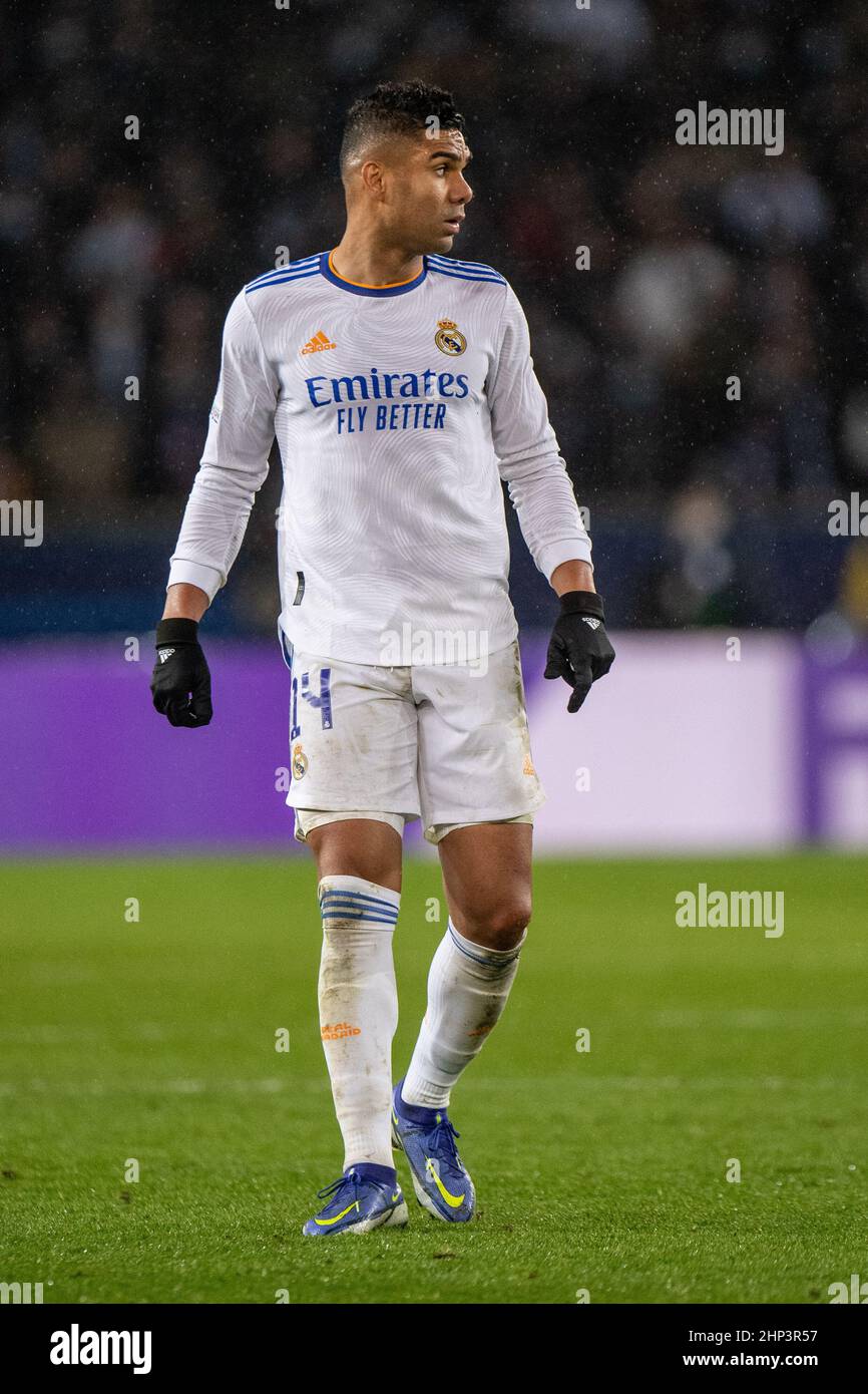 PARIS, FRANCE - FEBRUARY 15: Casemiro of Real Madrid during the UEFA  Champions League Round of Sixteen Leg One match between Paris Saint-Germain  and R Stock Photo - Alamy