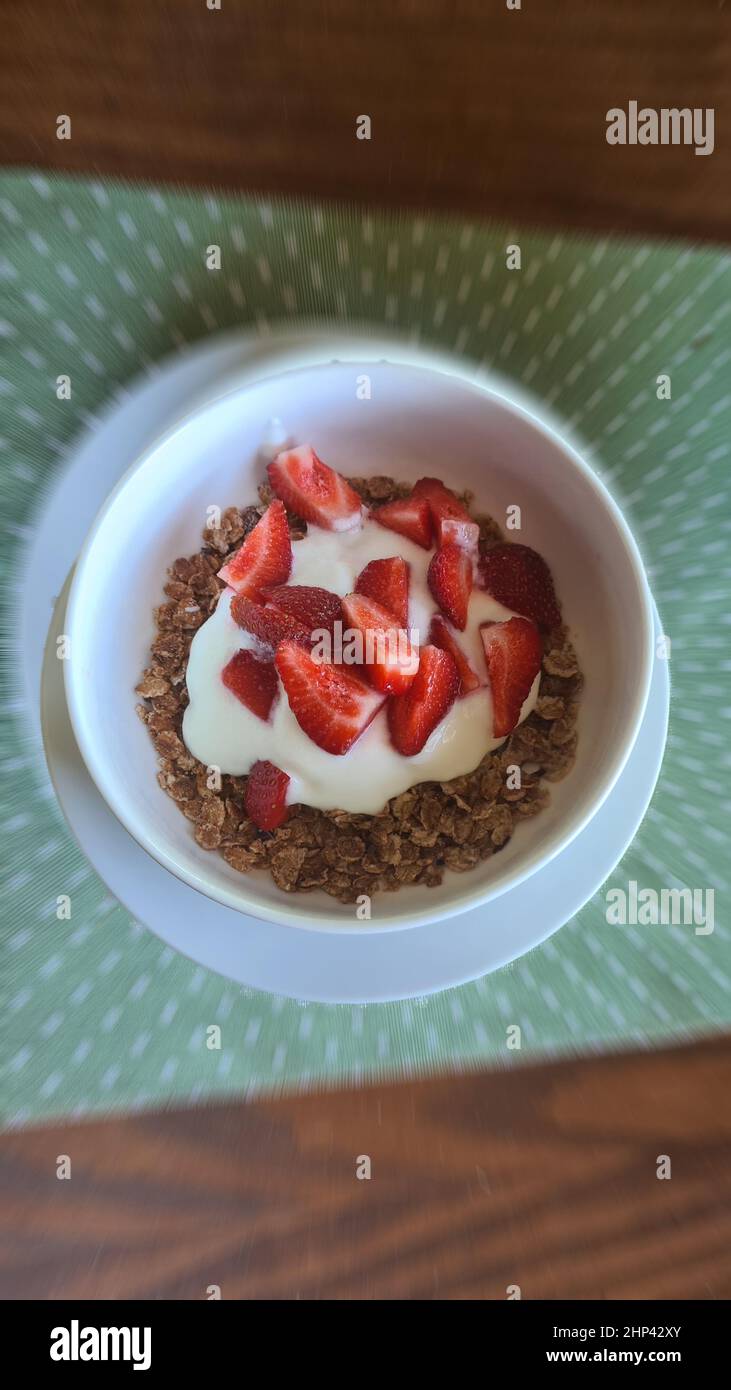 Postre de fresa postre de crema en un vaso Stock Photo
