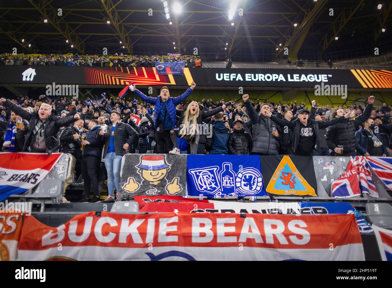 Petric Rangers Borussia dortmund glasgow rangers hi-res stock photography and images ...