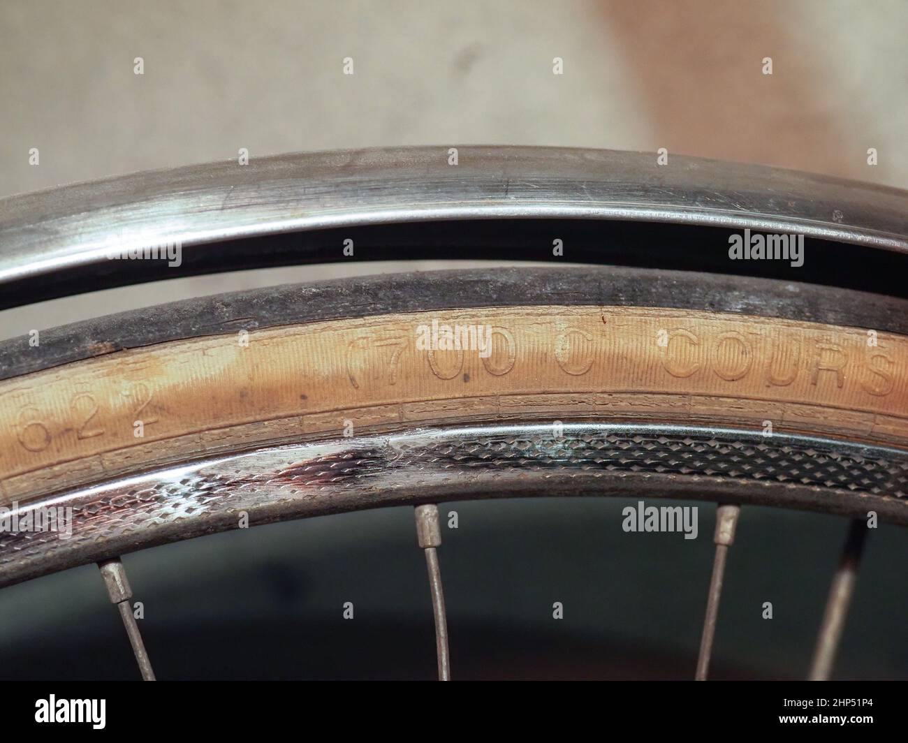 Us Rim Marking size markings dimensions on a bicycle tyre Stock Photo - Alamy