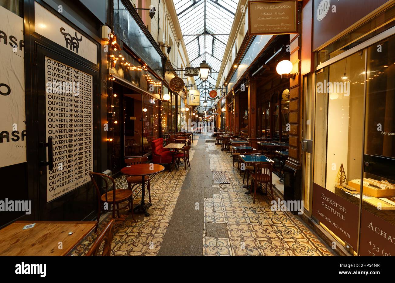 Passage des Panoramas is the oldest covered passages of Paris Stock ...
