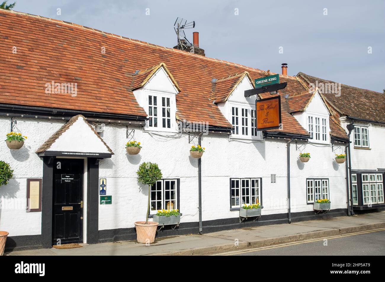 Marlow, Buckinghamshire, UK. 17th February, 2022. The Hand & Flowers