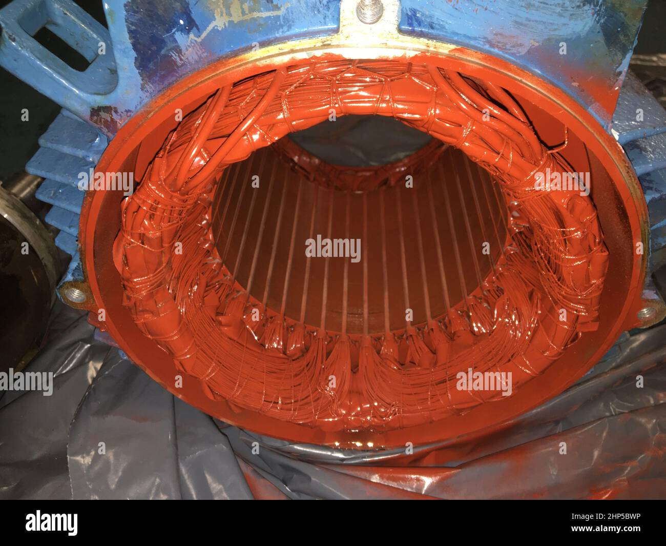 varnished winding of an electric motor,motor overhaul,winding varnish