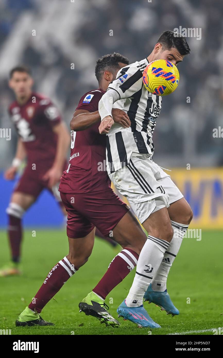 Alvaro Morata (Juventus) Gleison Bremer Silva Nascimento (Torino) during  the Italian "Serie A" match between Juventus 1-1 Torino at Allianz Stadium  on February 18, 2022 in Torino, Italy. Credit: Maurizio Borsari/AFLO/Alamy  Live