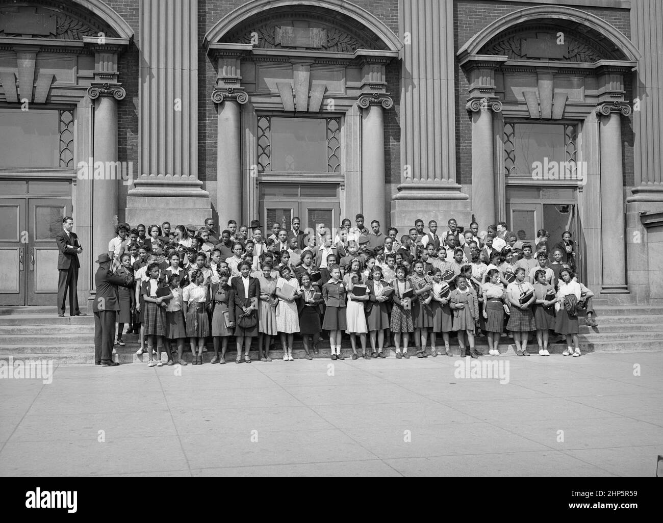 High School graduating Class, Chicago, Illinois, USA, Russell Lee, U.S. Office of War Information/U.S. Farm Security Administration, April 1941 Stock Photo