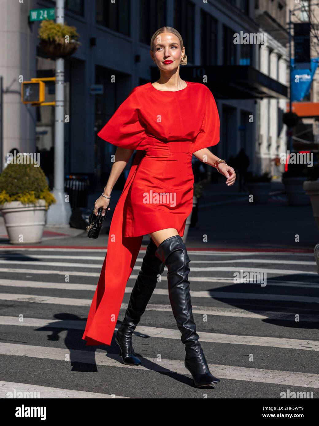 Leonie Hanne during New York Fashion Week FW22, after the Carolina Herrera Fashion Show Stock Photo