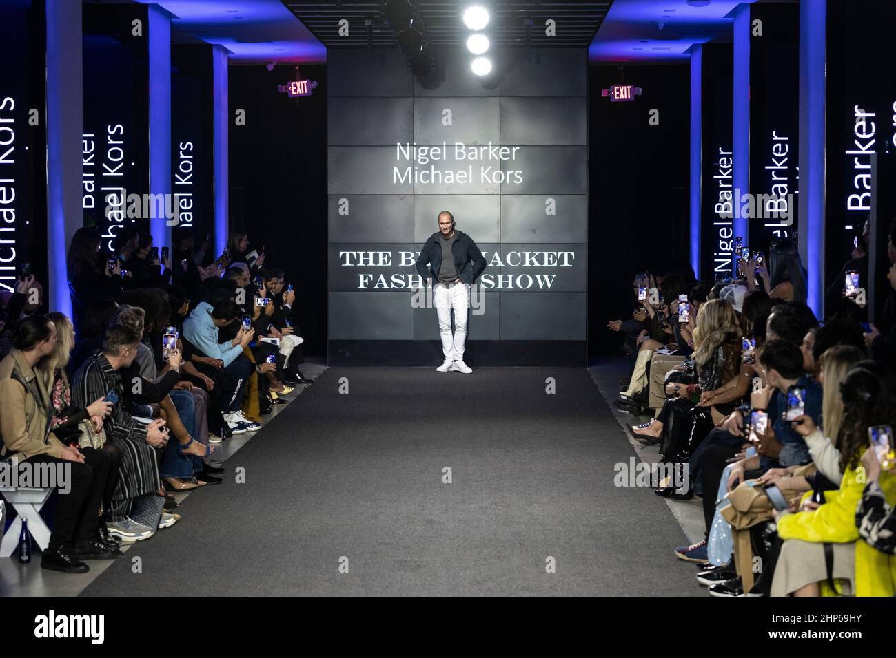 Descubrir 110+ imagen michael kors support Thptnganamst.edu.vn