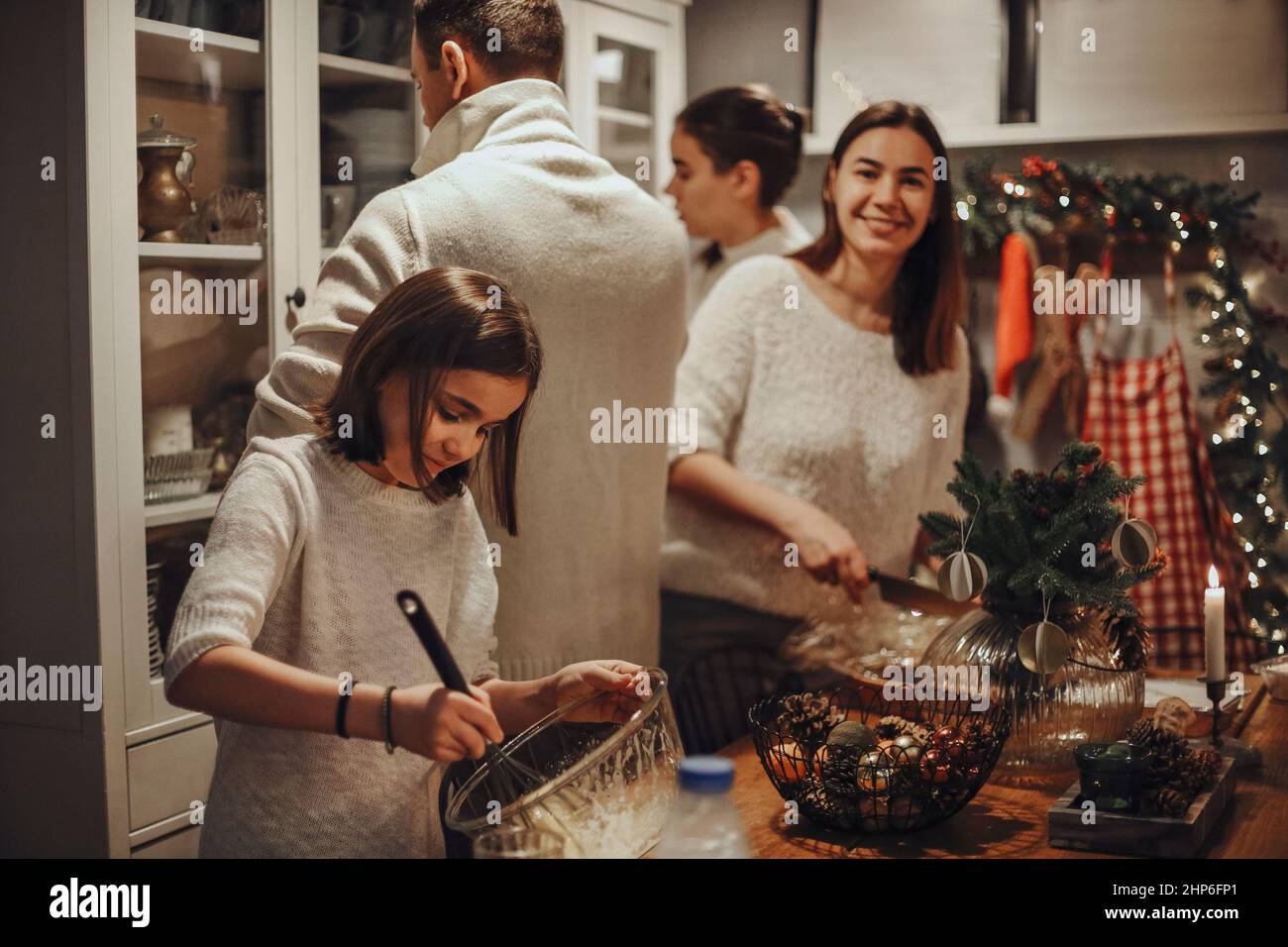 Child setting table for dinner hi-res stock photography and images - Alamy