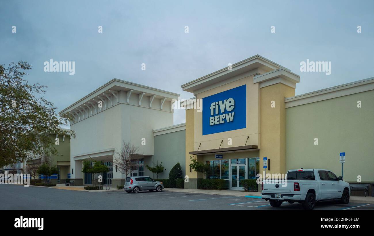 Orlando, Florida - February 5, 2022: Horizontal Wide Angle View of Five Below Store Building Exterior. Stock Photo