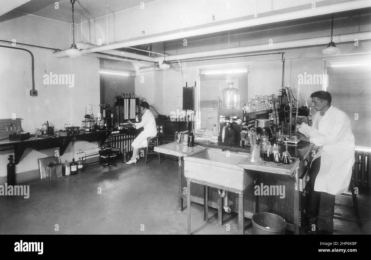 Photo of Dr. George Bancroft and a woman scientist working in ...