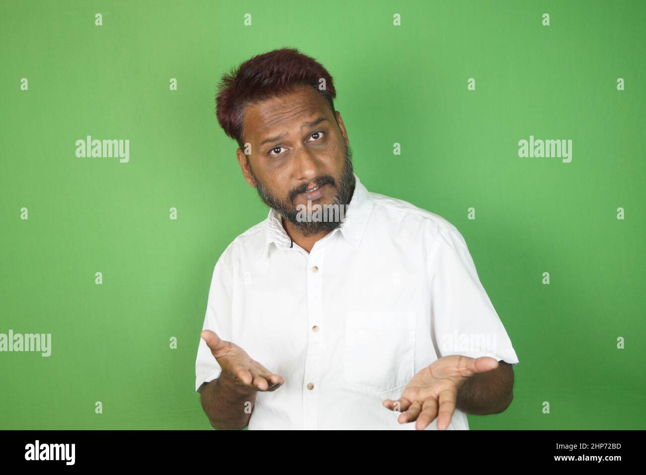 Indian old man thinking hi-res stock photography and images - Alamy
