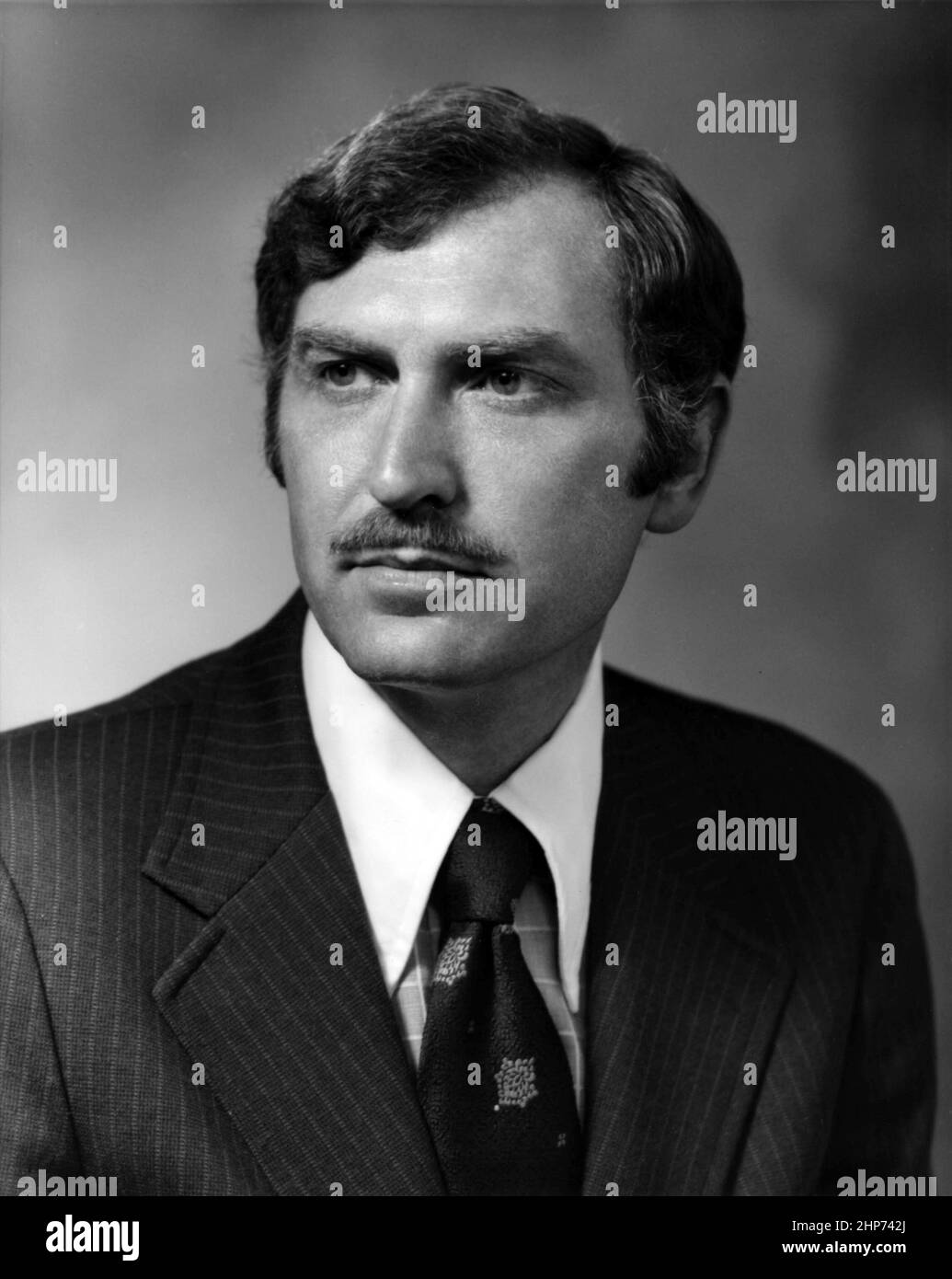 Dr guy r newell hires stock photography and images Alamy