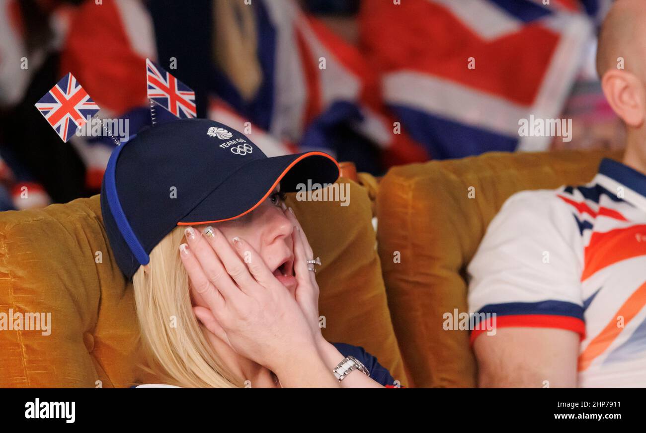 Friends and close family watch the Men's Gold medal match between Great Britain and Sweden at the North West Castle Hotel, Stranraer, on day Fifteen of the Beijing 2022 Winter Olympic Games. Picture date: Saturday February 19, 2022. Stock Photo