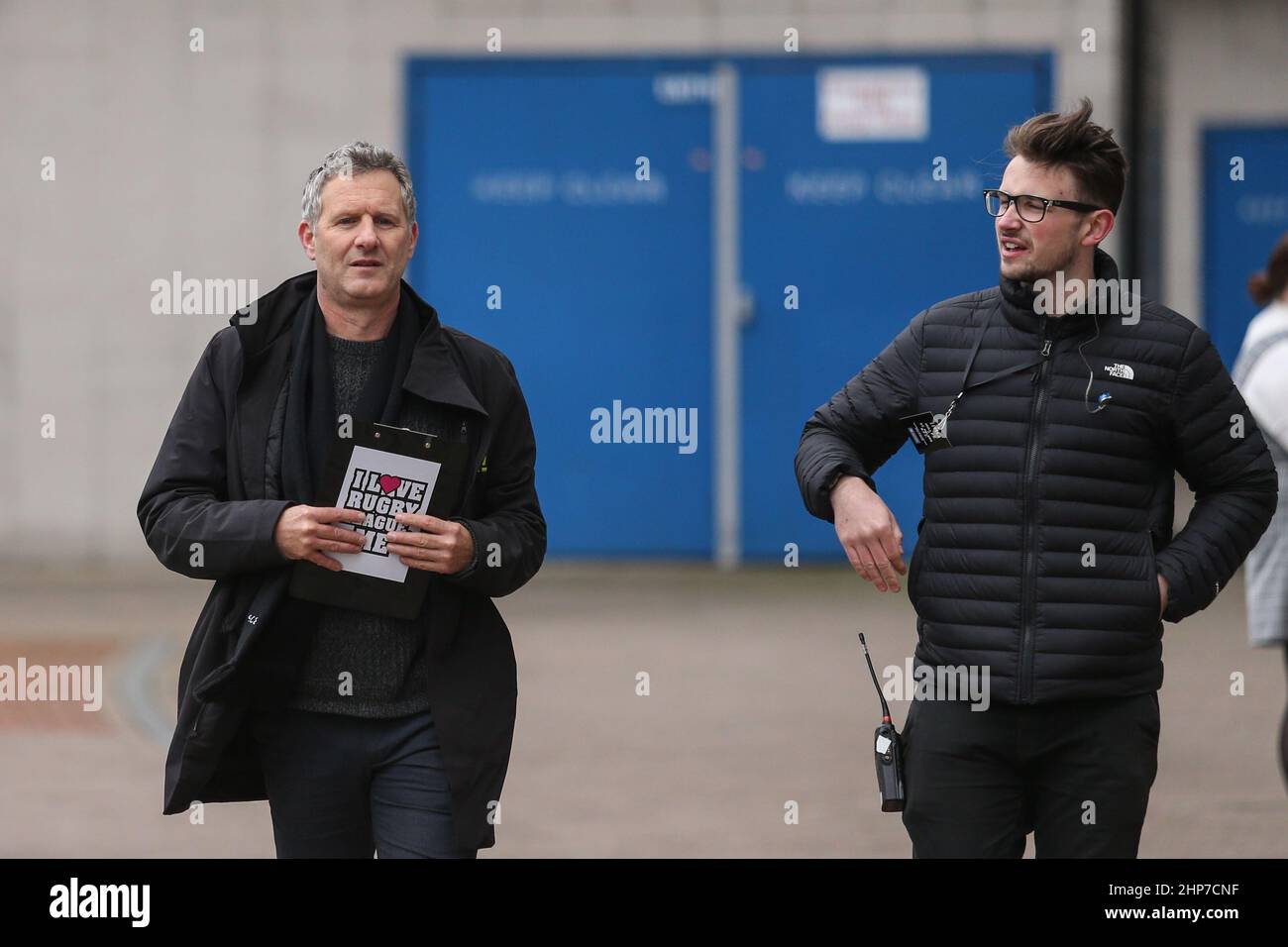 Channel 4 rugby league team begin to arrive at the MKM Stadium Stock ...