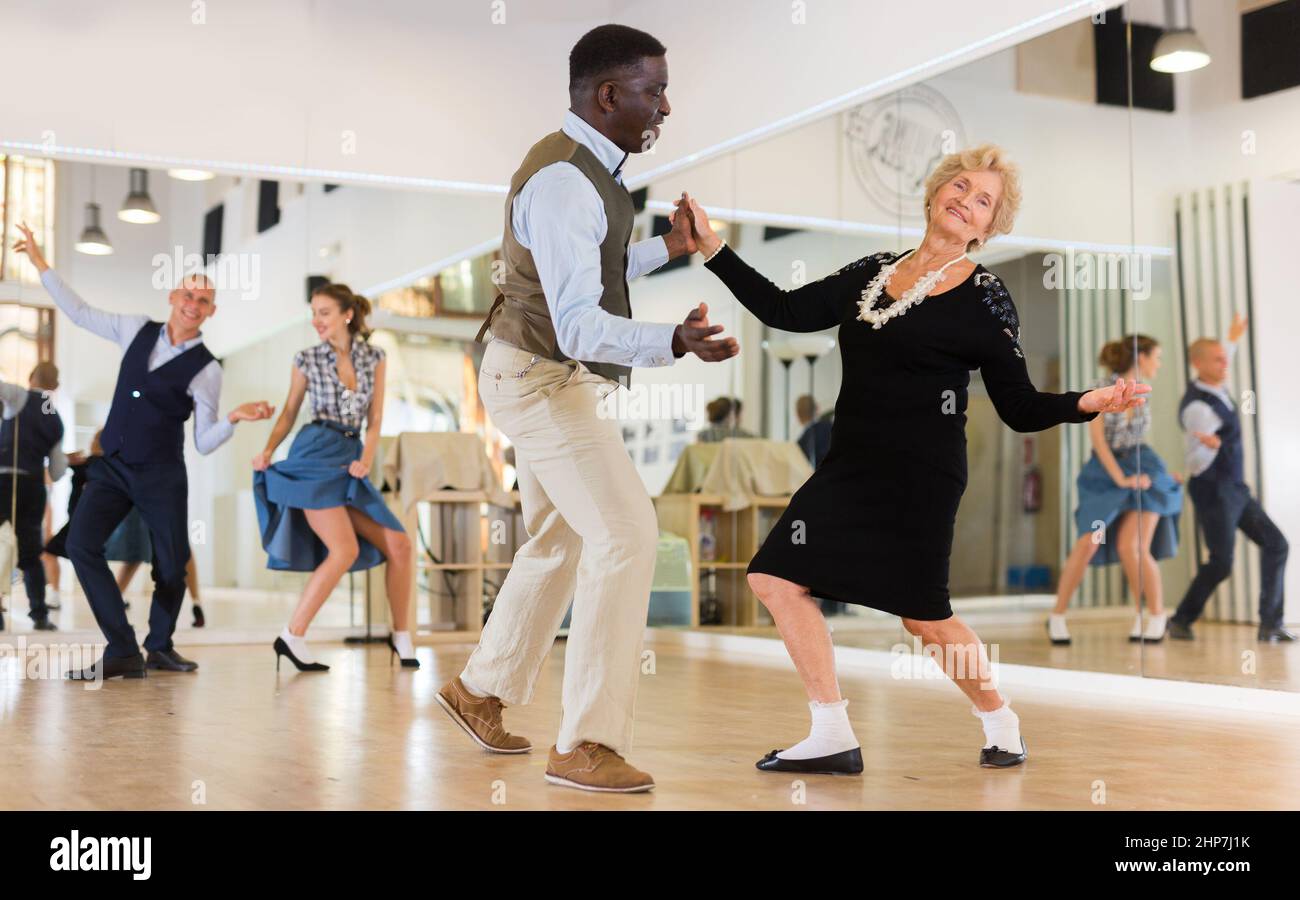 Charleston dance hi-res stock photography and images - Alamy