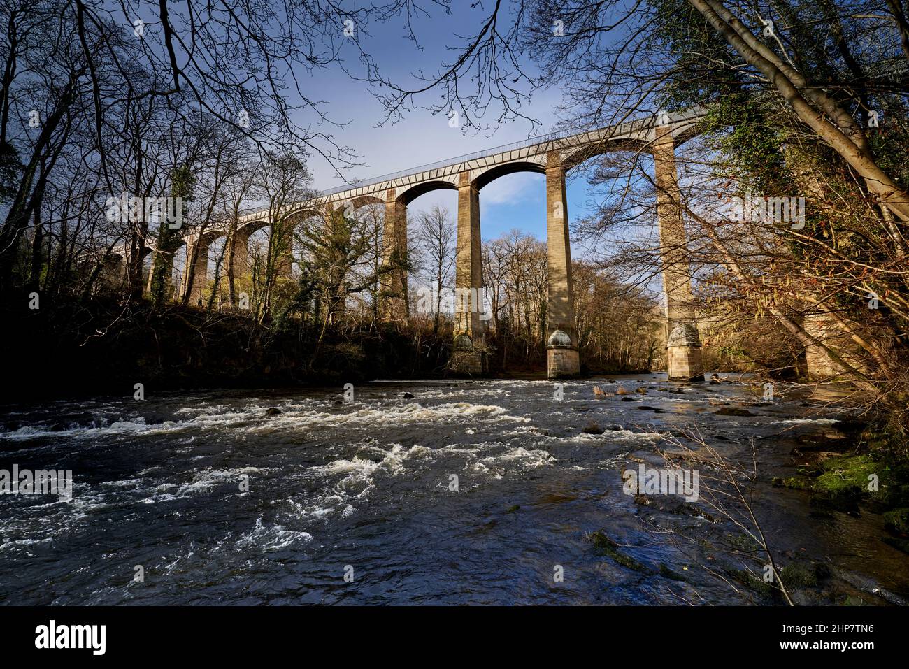 Pontcysyllte Aqueduct 19 arch feat of engineering by Thomas Telford, spanning the River Dee in Wrexham,  Llangollen Stock Photo