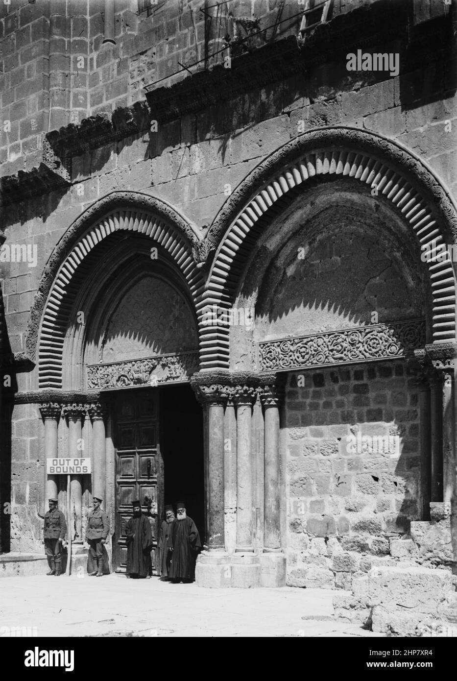 Middle East History: Various results of the war. British guard at the Church of the Holy Sepulchre.  Location:  Jerusalem  ca.  1917 Stock Photo