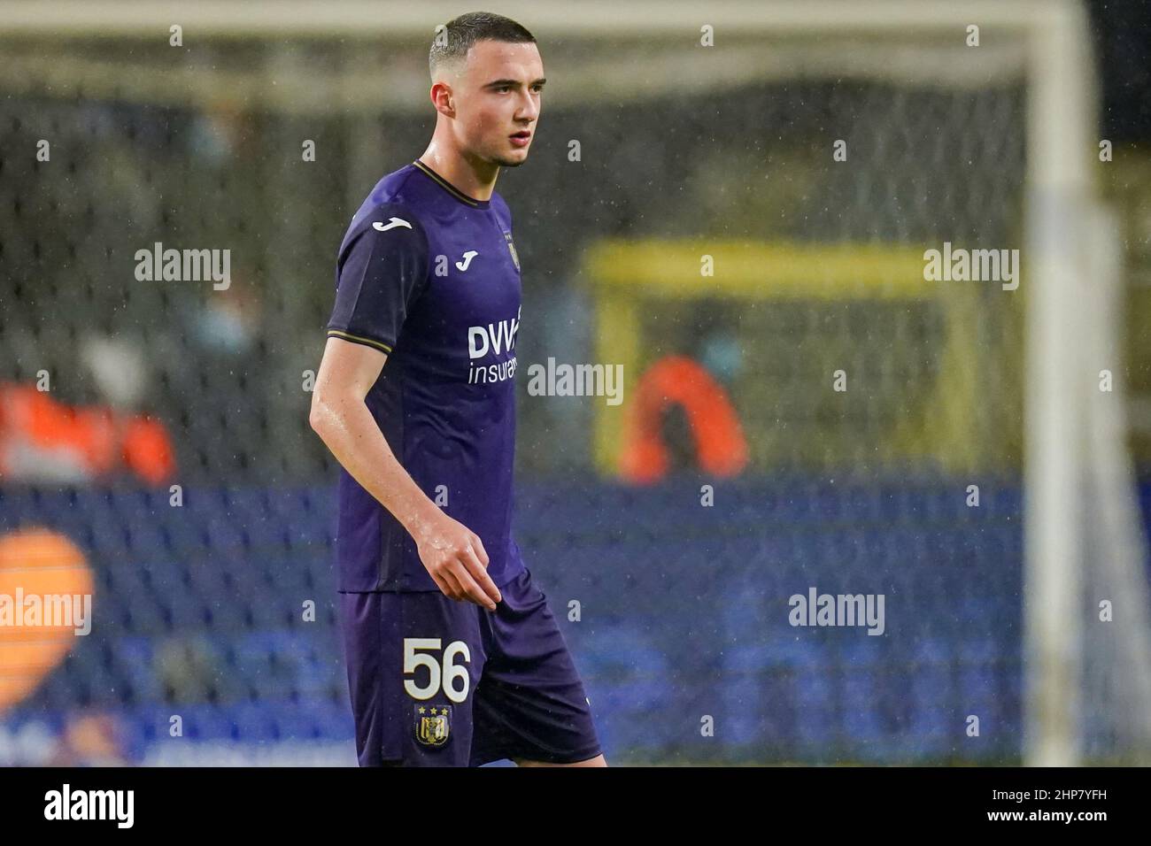 Zeno Debast of RSC Anderlecht looks on during the Jupiler Pro League  News Photo - Getty Images