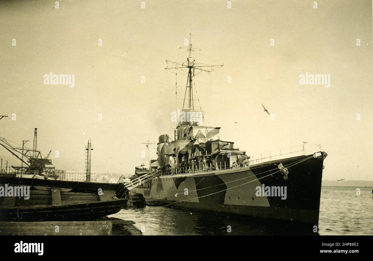 WWII WW2 german soldiers invades France April 1941, Brest, Bretagne