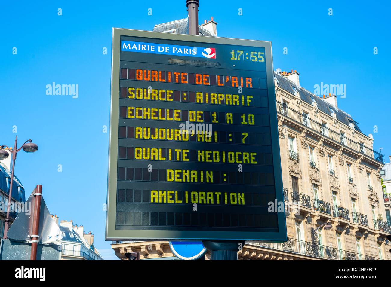 Paris, France, Detail, Panneaux Lumineux information, Mairie de Paris, Pollution Report Stock Photo