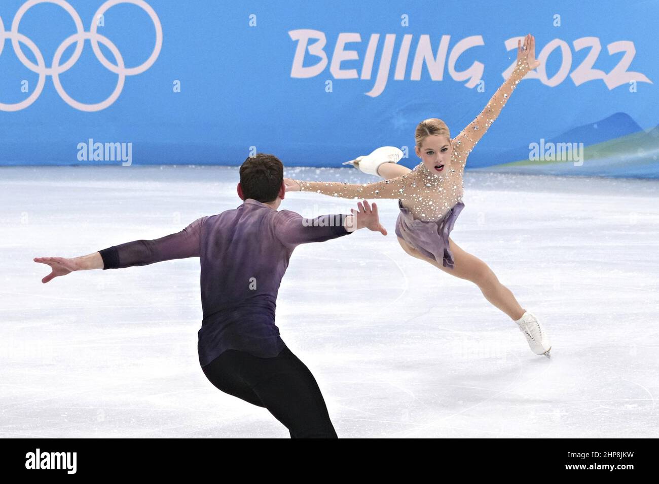 Beijing, China. 19th Feb, 2022. Alexa Knierim and Brandon Frazier of
