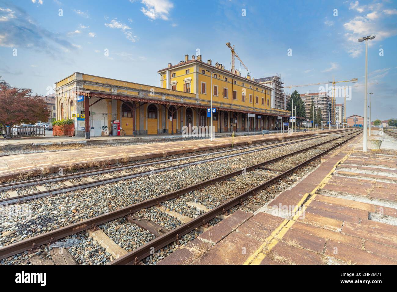 Cuneo railway station hi-res stock photography and images - Alamy