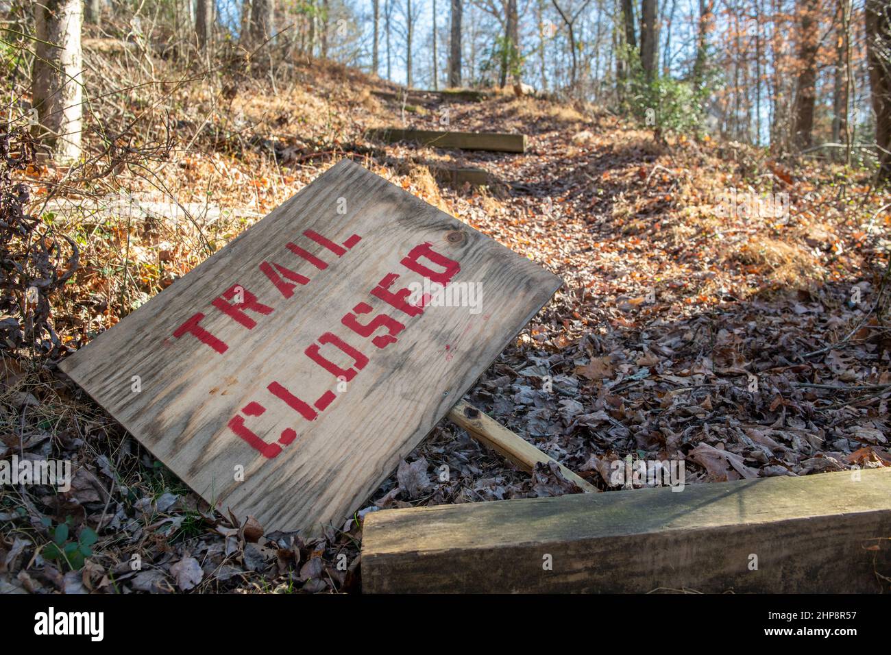 Sign showing that hiking trail is closed Stock Photo - Alamy