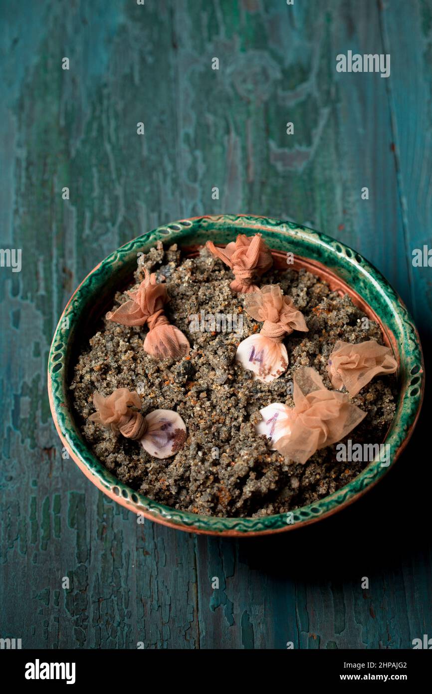 Stratification garden hires stock photography and images Alamy