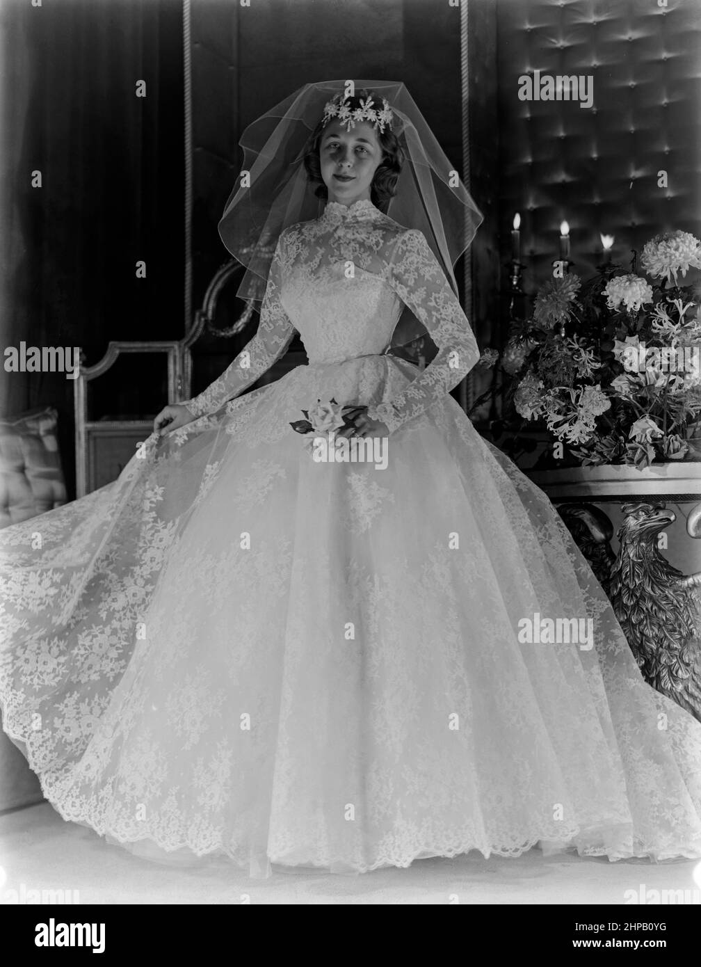 1950s wedding dress hi-res stock ...