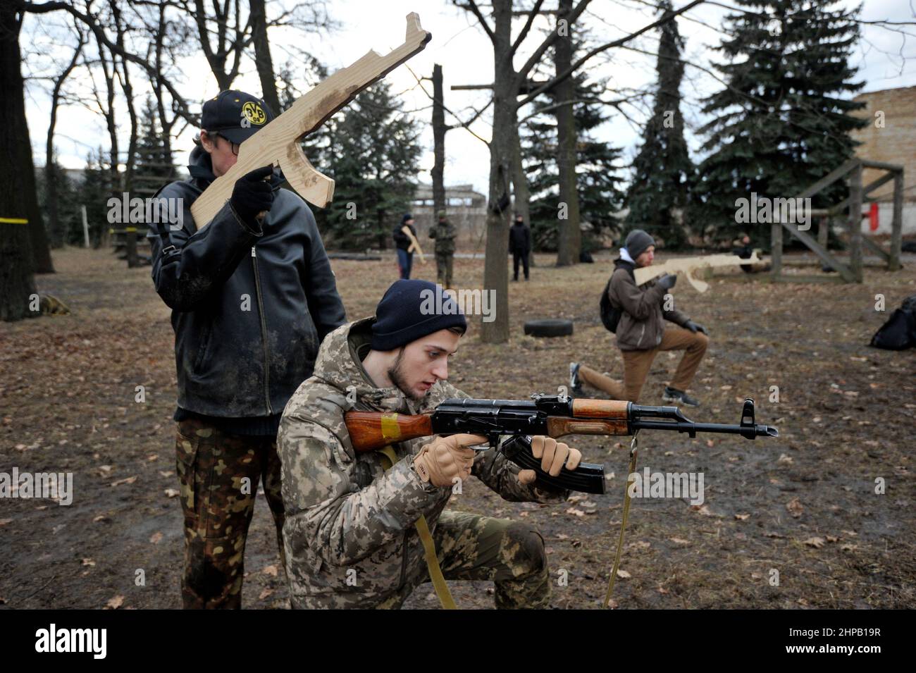 Kyiv, Ukraine. 19th Feb, 2022. Ukrainians attend an open military training for civilians range as part of the 'Don't panic! Get ready! ' in Kyiv amid the threat of Russian invasion. Credit: SOPA Images Limited/Alamy Live News Stock Photo