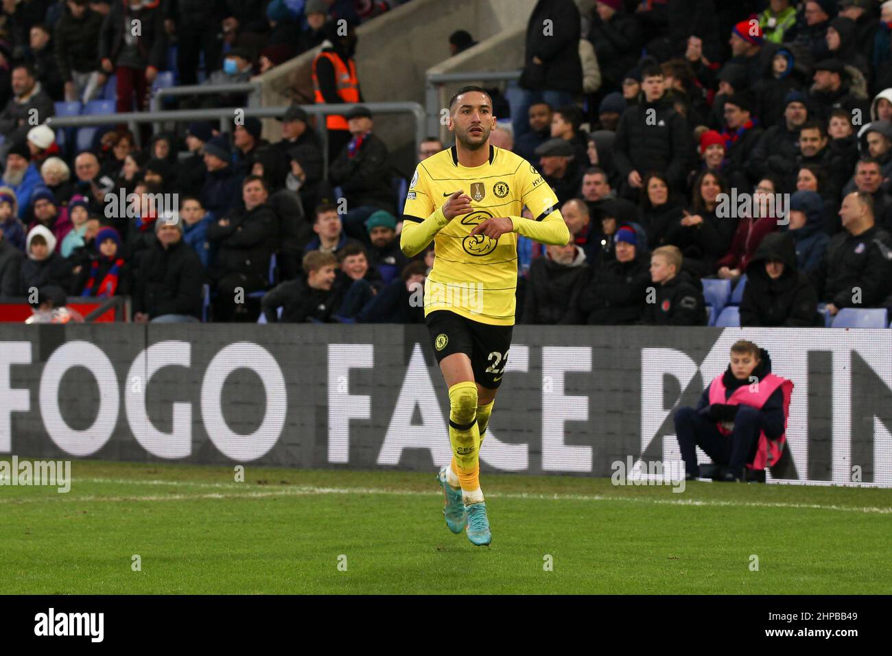 London, UK. 20th Feb, 2022. Hakim Ziyech of Chelsea scores in the dying minutes to make it 0-1 and celebrates during the Premier League match between Crystal Palace and Chelsea at Selhurst Park, London, England on 19 February 2022. Photo by Ken Sparks. Editorial use only, license required for commercial use. No use in betting, games or a single club/league/player publications. Credit: UK Sports Pics Ltd/Alamy Live News Stock Photo