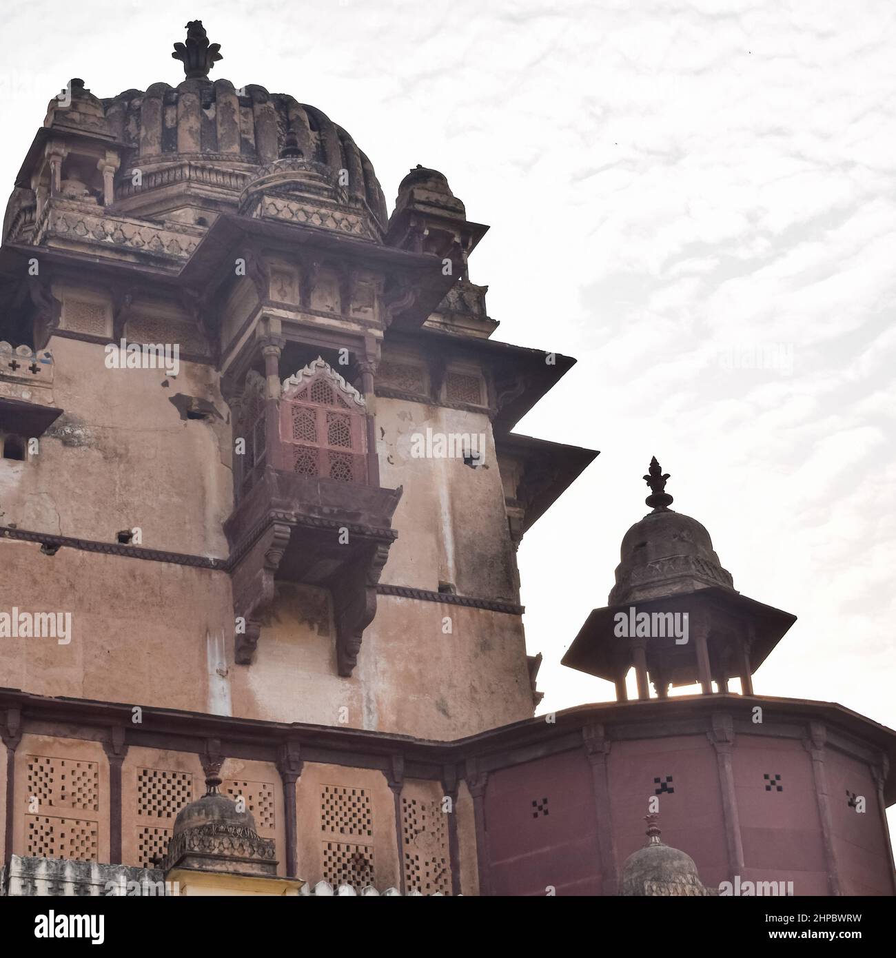 Jahangir Mahal (Orchha Fort) in Orchha, Madhya Pradesh, India, Jahangir ...