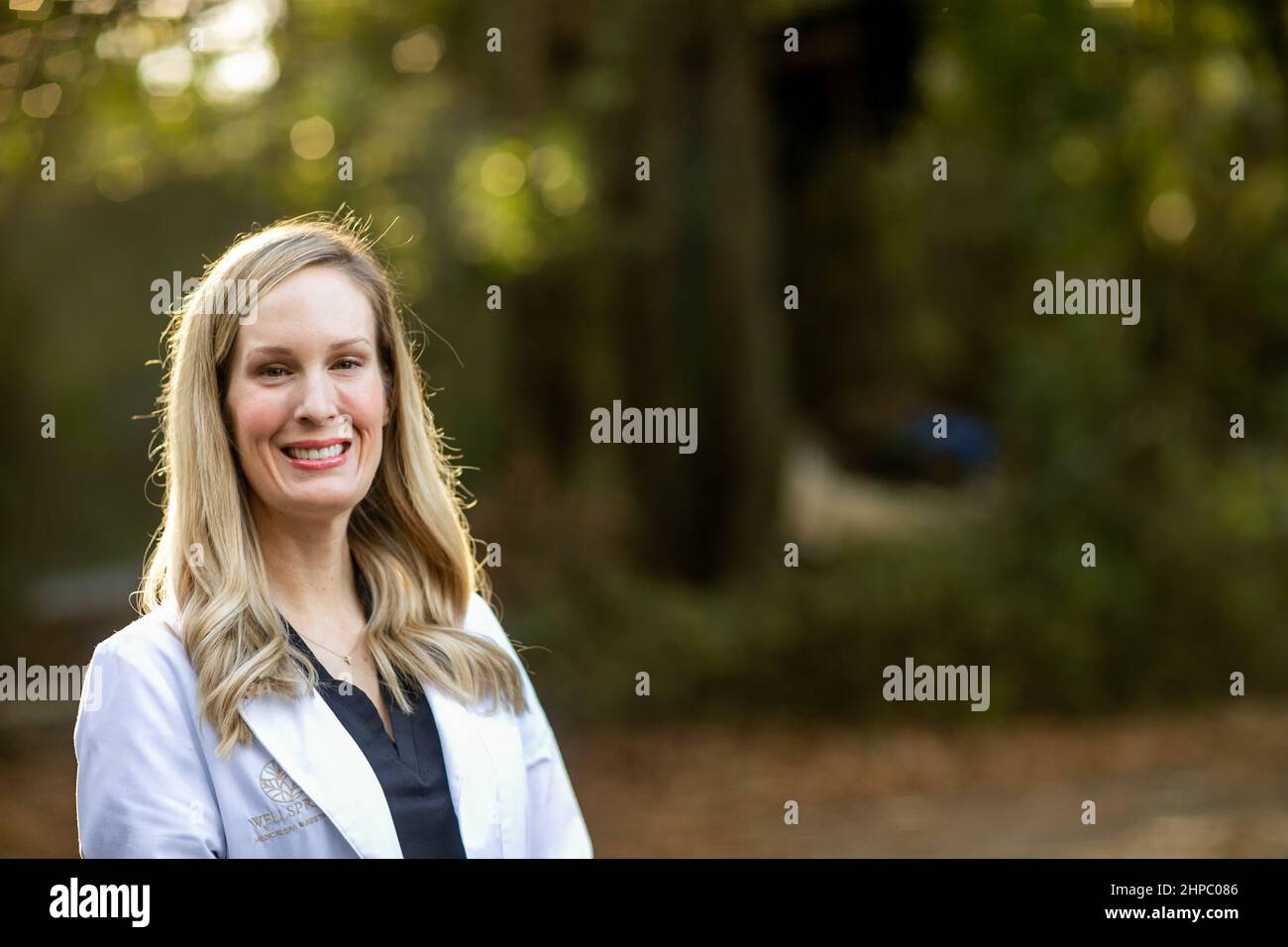 Caucasian blond girl lab coat hi-res stock photography and images - Alamy