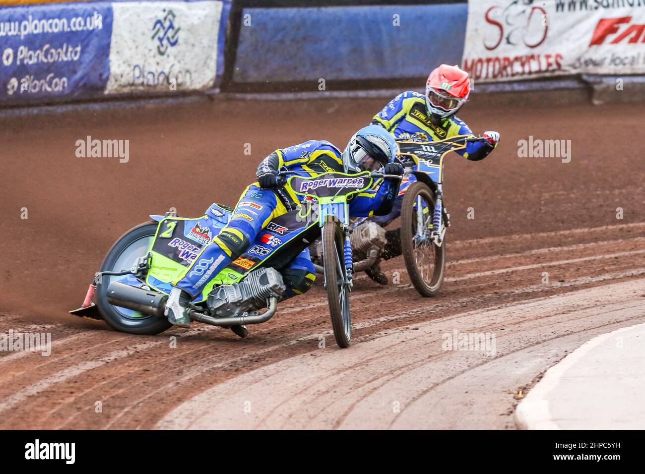 Jack Holder (r), Troy Batchelor (b) - Sheffield.  Sheffield Tigers 52-38 Ipswich Witches.  SGB Premiership.  26 August 2021 Stock Photo