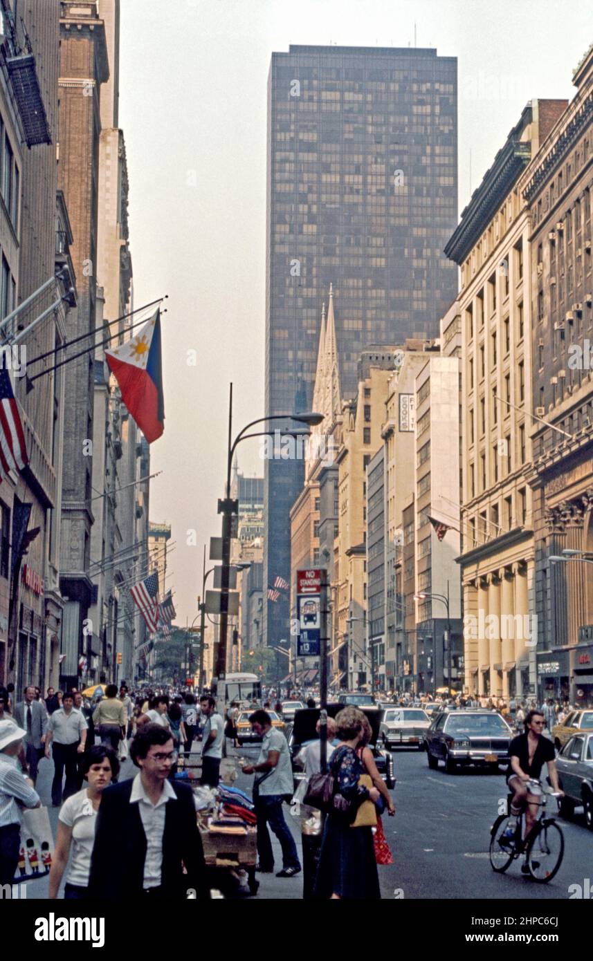 New york 1980s buildings hires stock photography and images Alamy