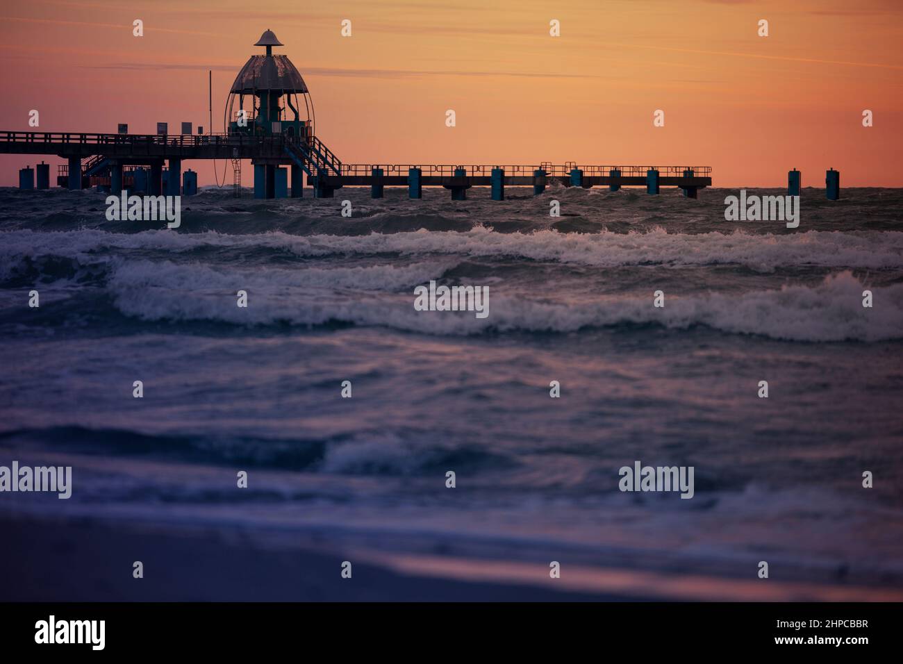 Beautiful sunrise sunset at Seebrücke Sellin, Rügen, East Germany Stock ...