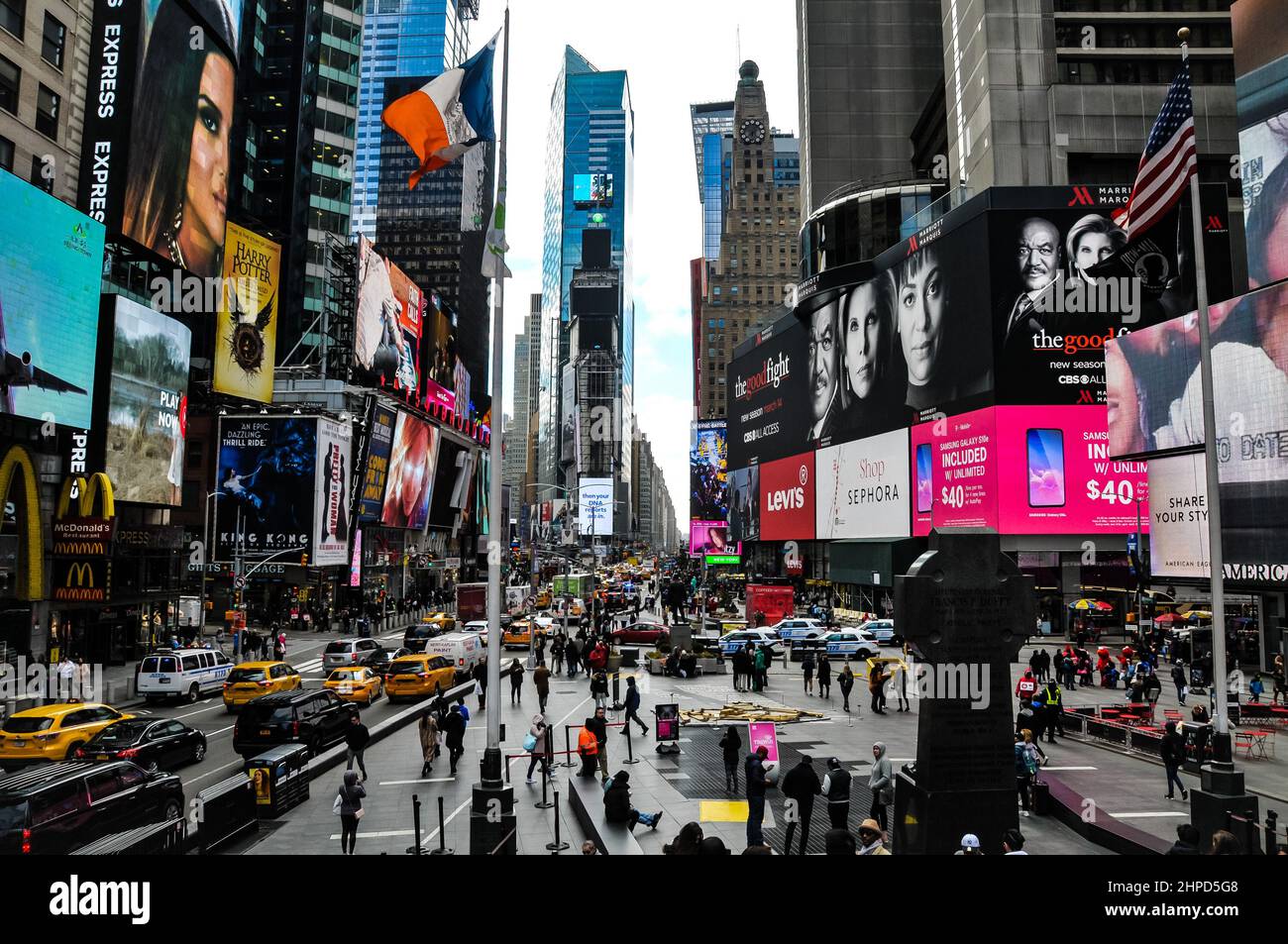 Times Square Nyc Stock Photo Alamy