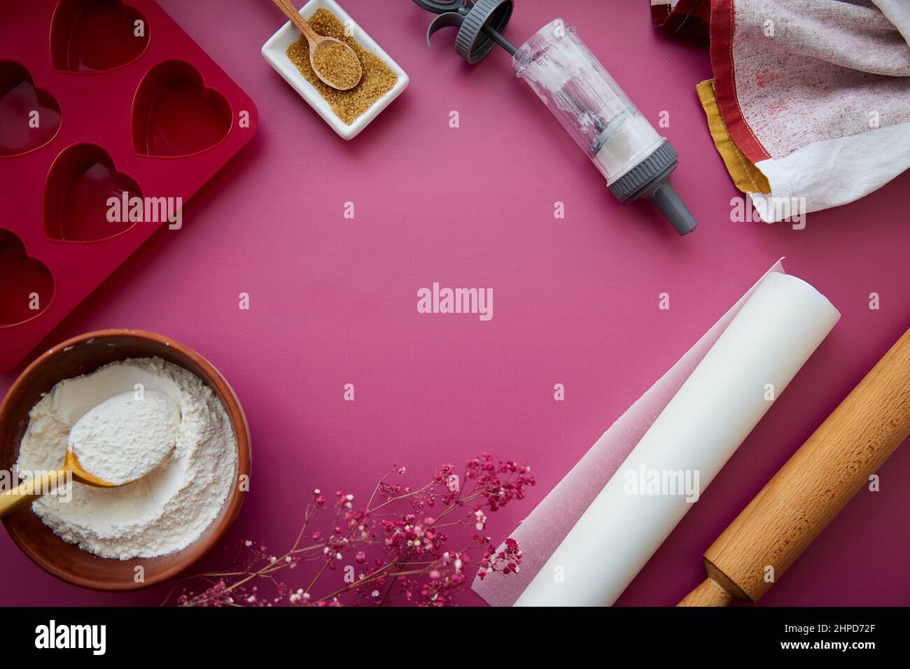 Baking equipment complete heartshaped silicone mold, rolling pin