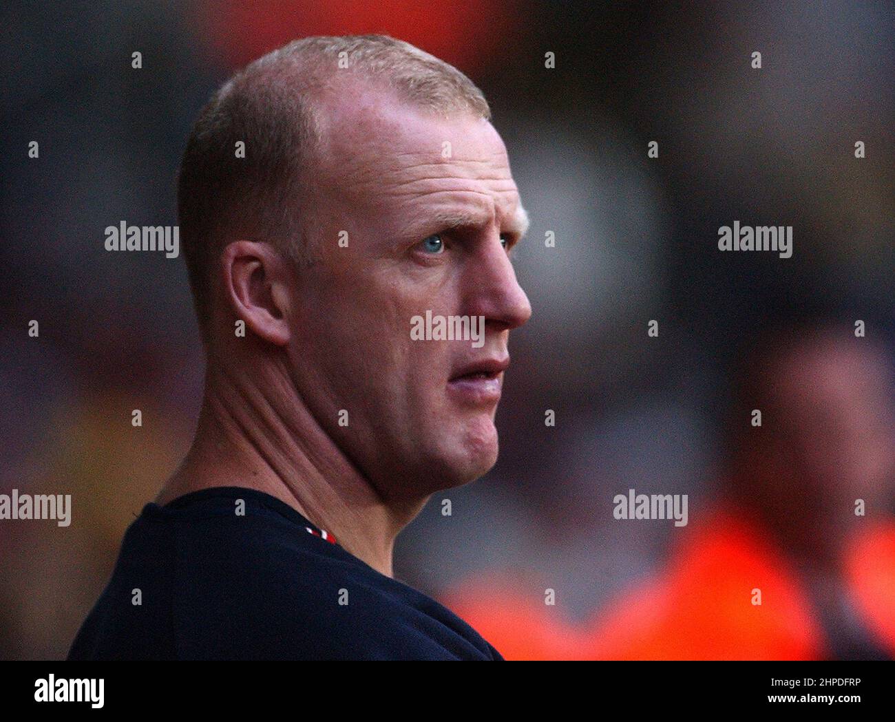 SOUTHAMPTON V PALACE CRYSTAL PALACE MANAGER IAN DOWIE. PIC MIKE WALKER, 2004 Stock Photo