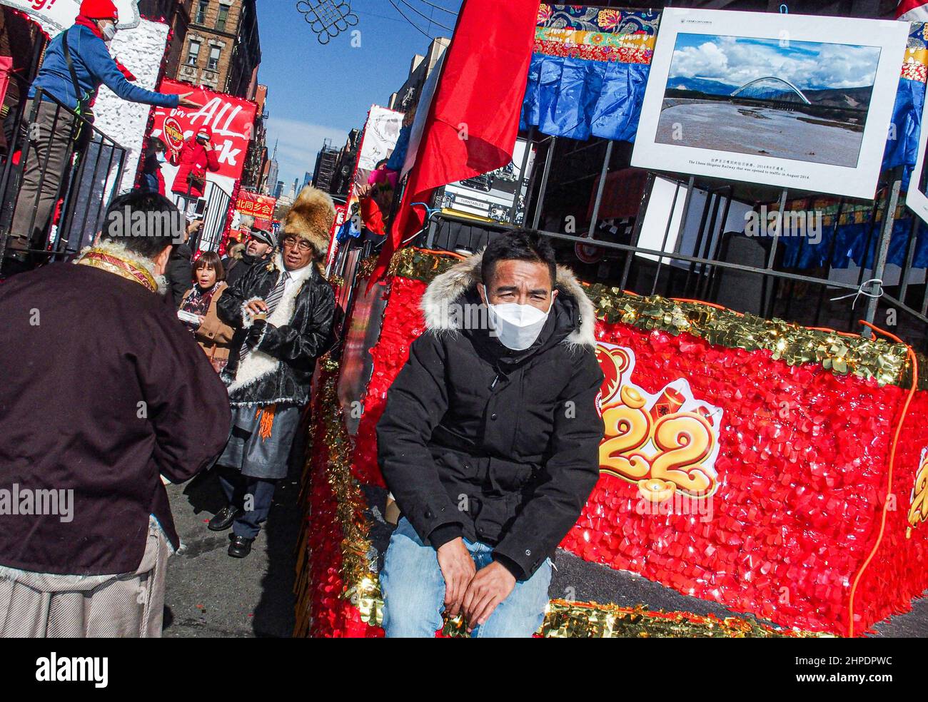 2025 nyc chinese new year luminary parade