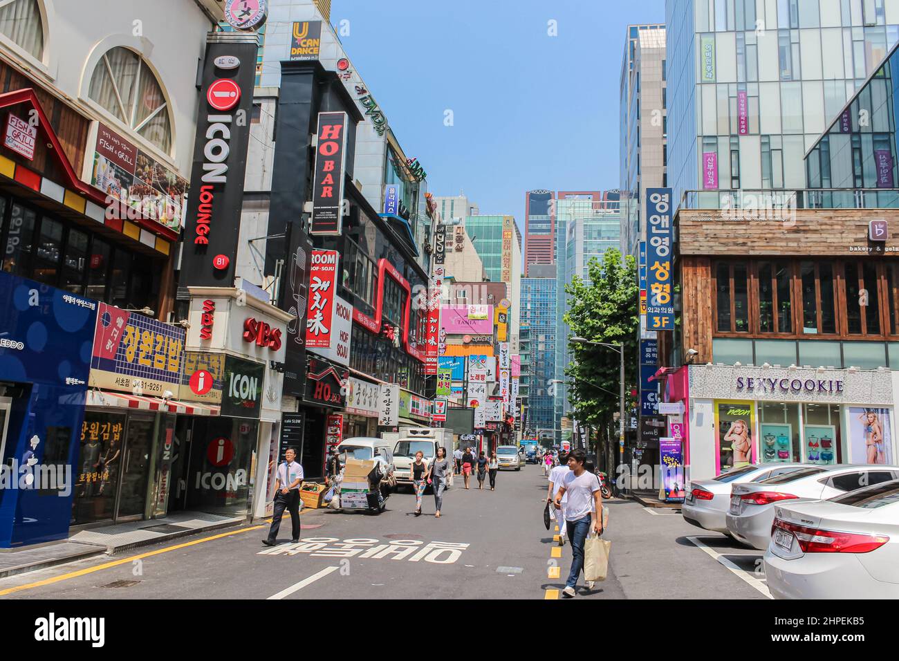 Seoul, South Korea - July 25, 2021: Cityscape of the Korean capital city. Street view of the asian metropolis. City view or street scenery  Seoul. Col Stock Photo