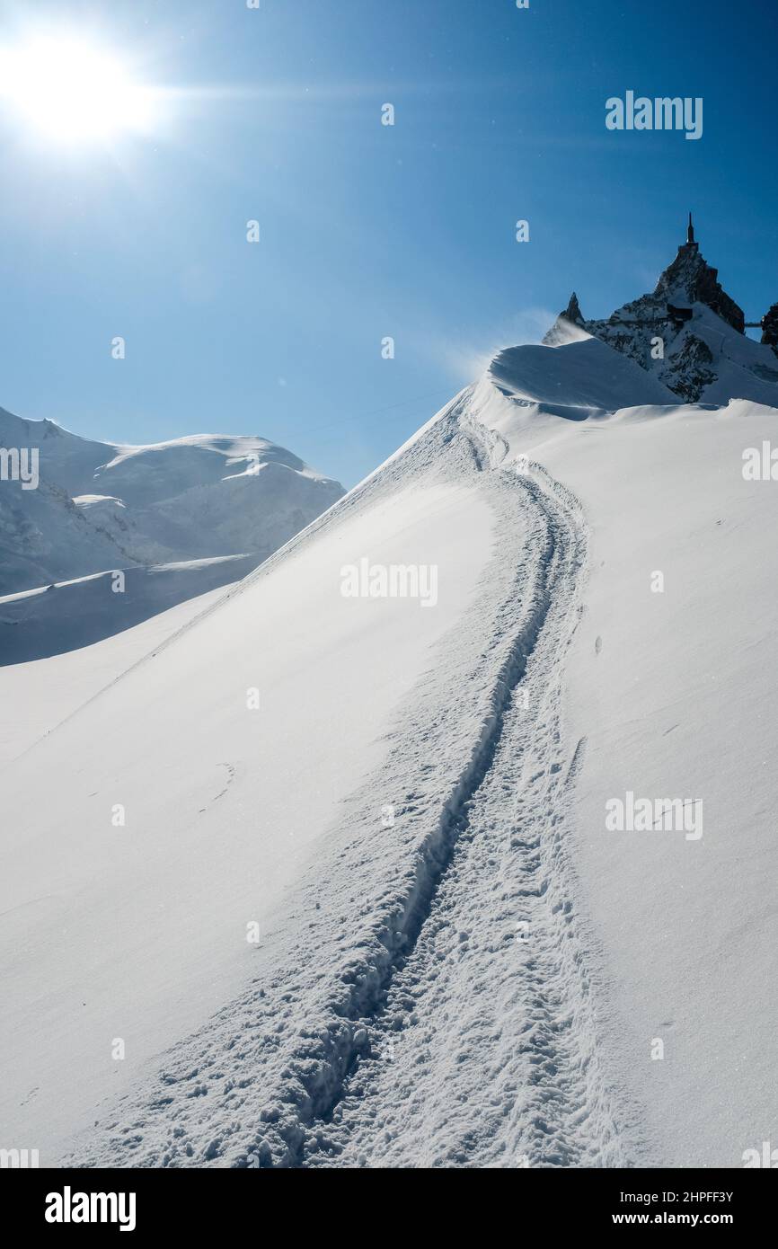Glacier skiing at Grand Envers, Vallee Blanche, Chamonix, France Stock Photo