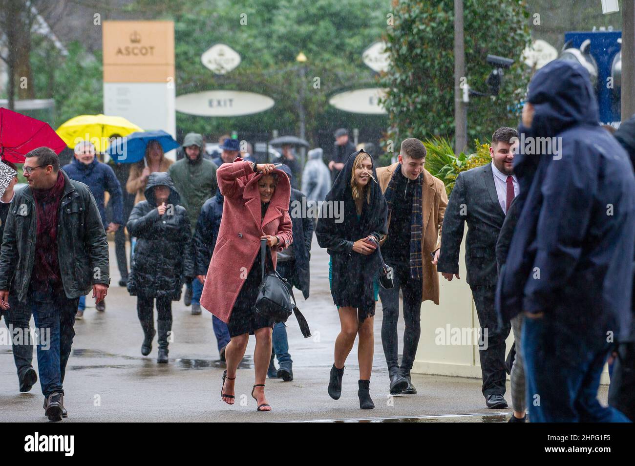 Ascot, Berkshire, UK. 19th February, 2022. Racegoers attending the ...