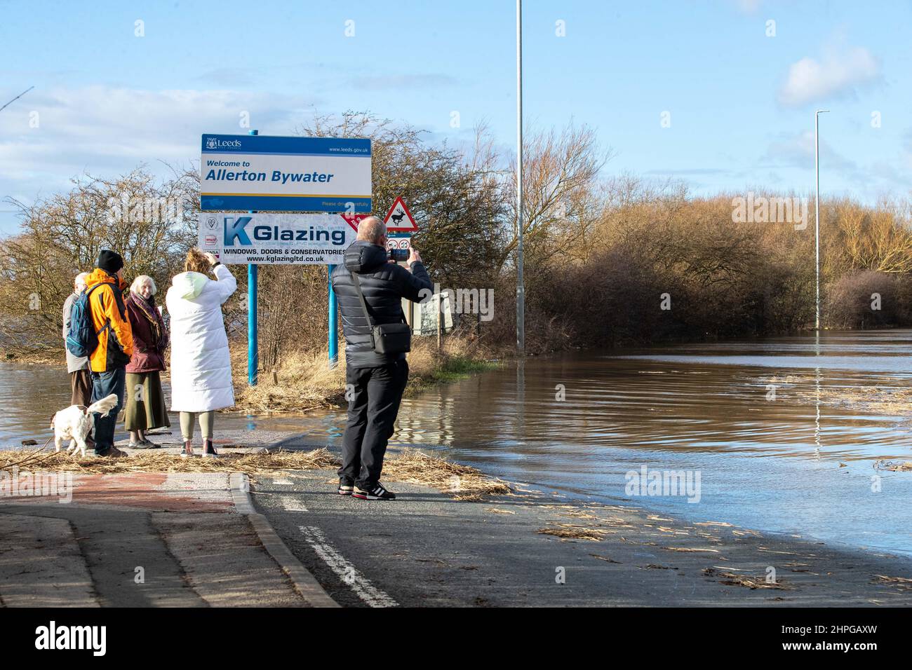 River aire burst its banks hi-res stock photography and images - Alamy