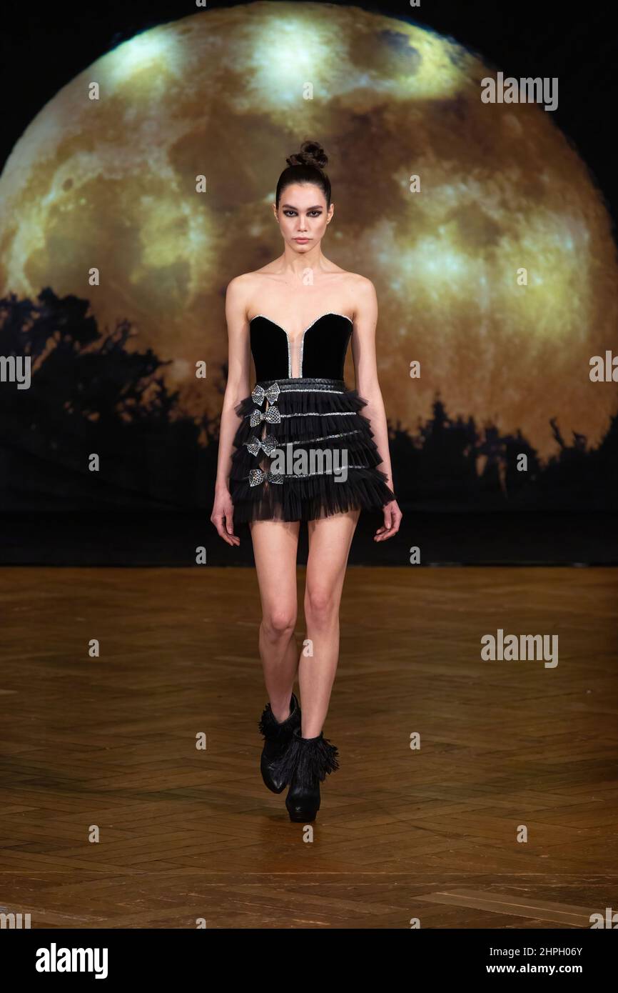 London, UK. 20th Feb, 2022. A model walks the runway at the Autumn/Winter 2022, AADNEVIK Fashion Show during the London Fashion Week. Credit: SOPA Images Limited/Alamy Live News Stock Photo