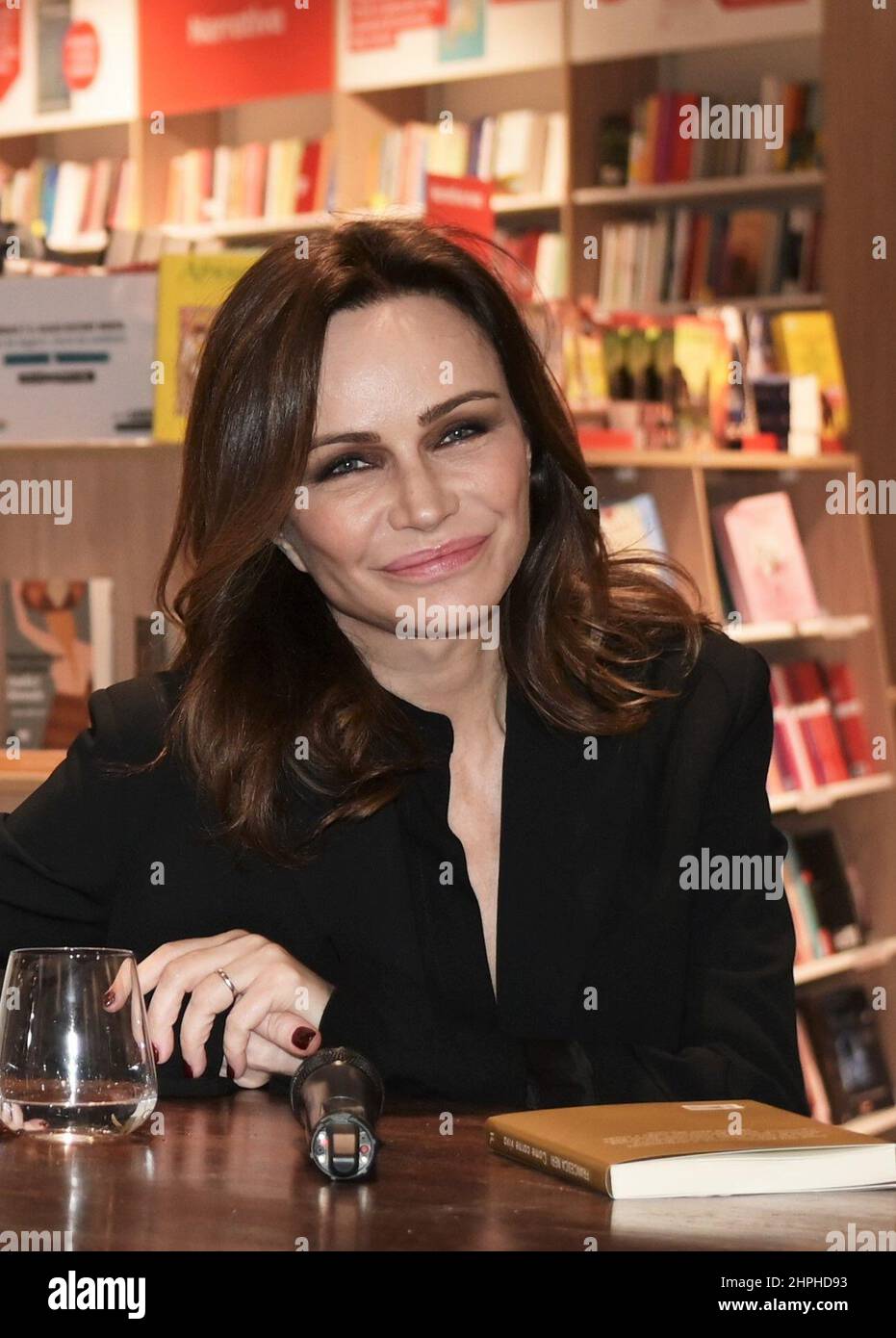 Milan, Italy. 21st Feb, 2022. Milan, Italy Francesca Neri presents her book Come Carne Viva by Rizzoli with the participation of Flavia Cercato In the picture: Francesca Neri Credit: Independent Photo Agency/Alamy Live News Stock Photo