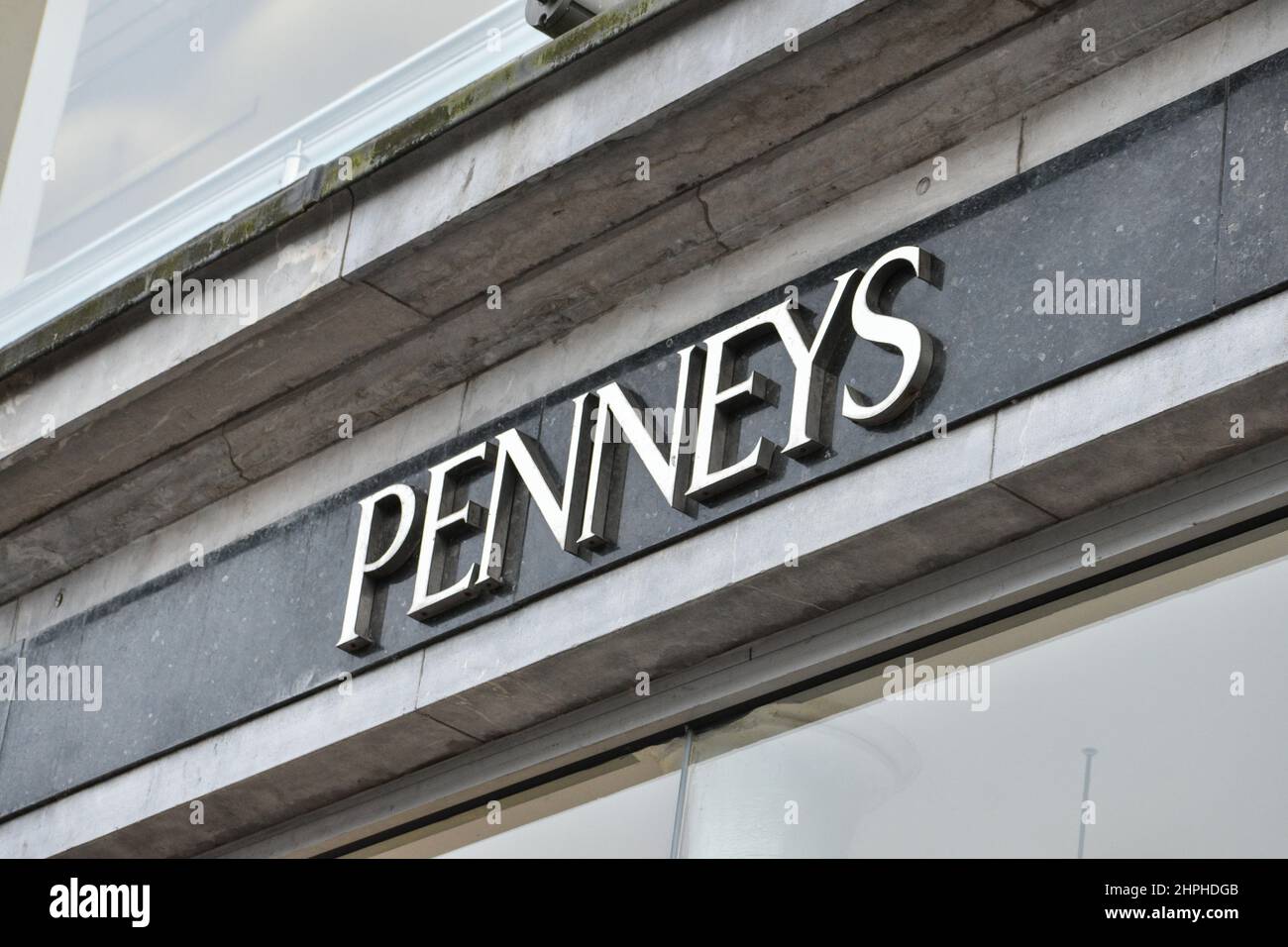Penneys clothing shop hi-res stock photography and images - Alamy