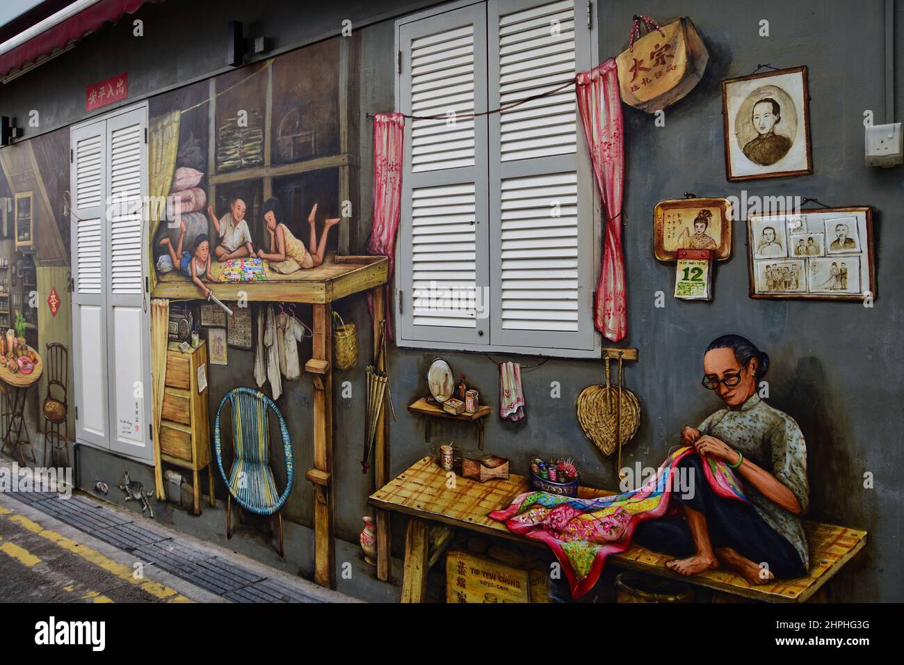 Colorful mural painting in Chinatown Singapore Stock Photo Alamy