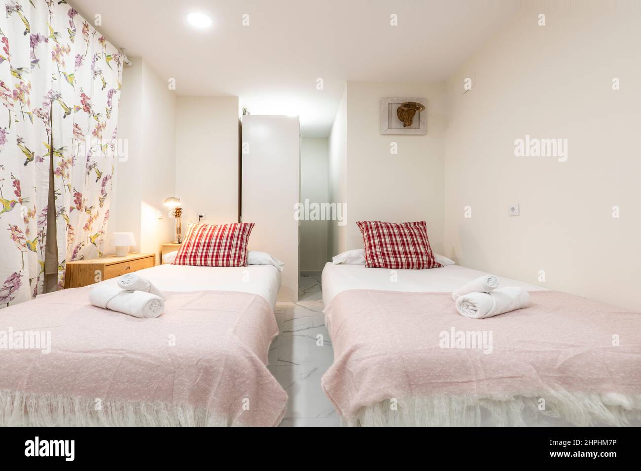 Elegant eye catching design hi-res stock photography and images - Alamy